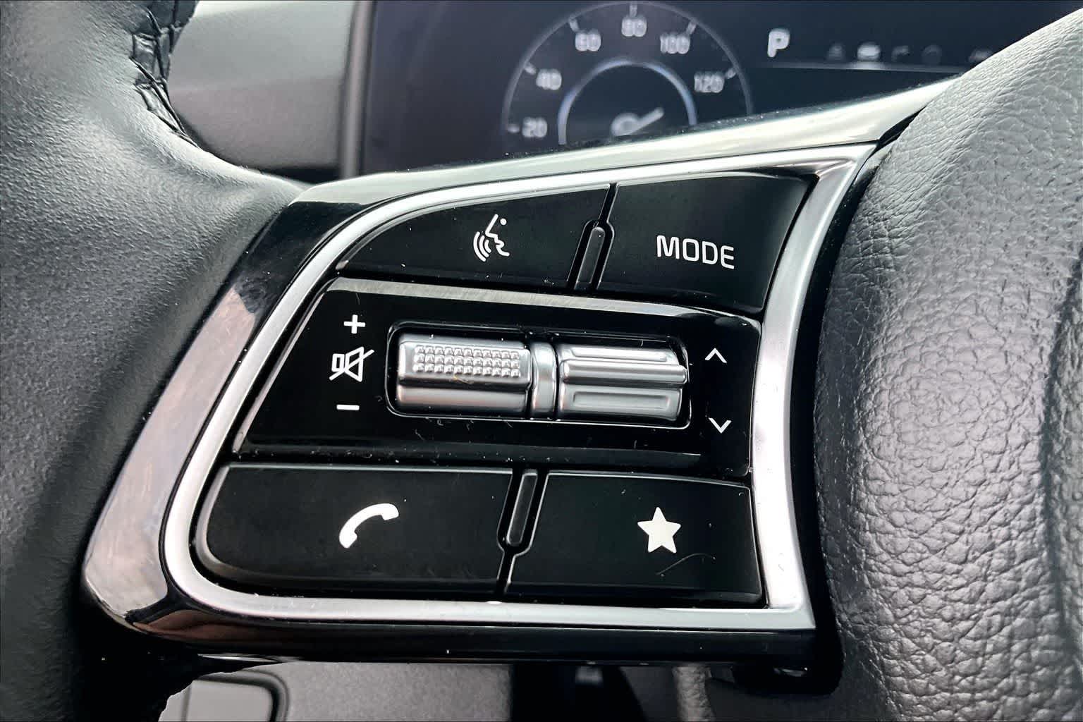 Thumbnail: 2024 Kia Seltos - 17