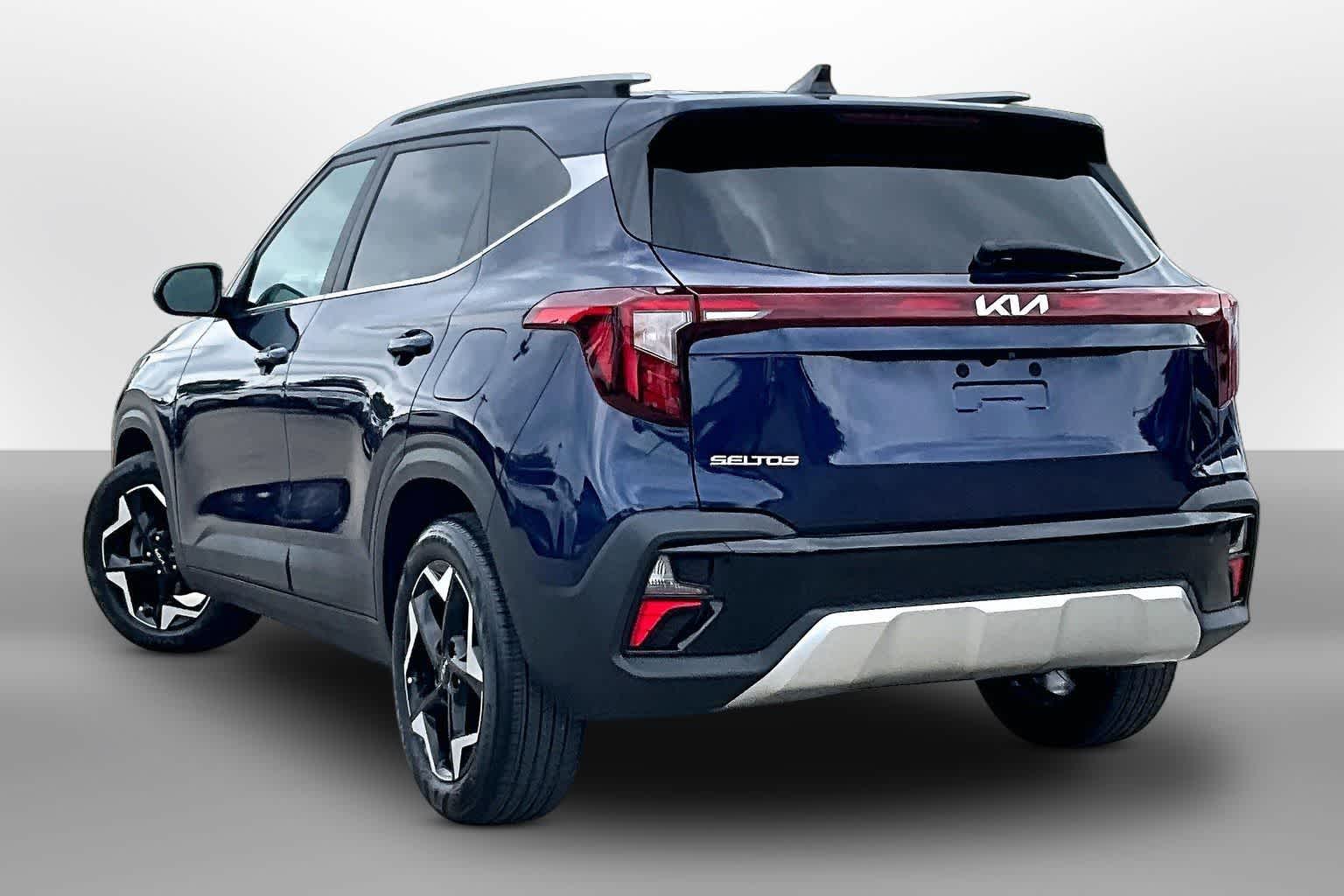 Thumbnail: 2024 Kia Seltos - 11