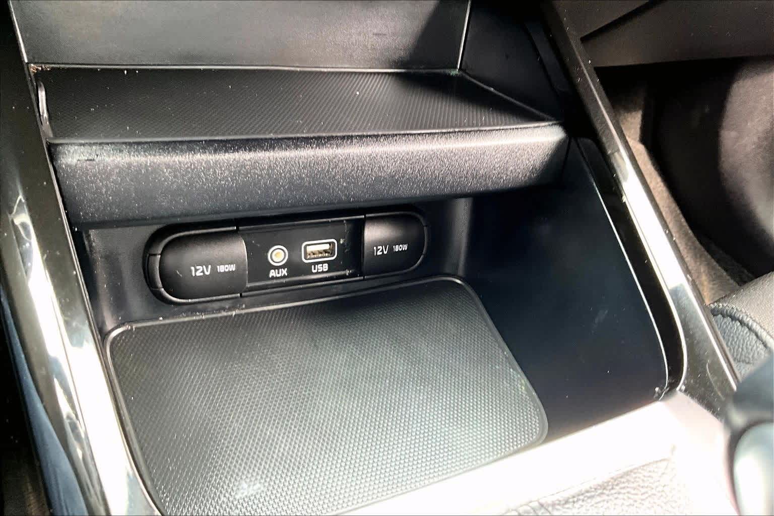 Thumbnail: 2021 Kia Forte - 21