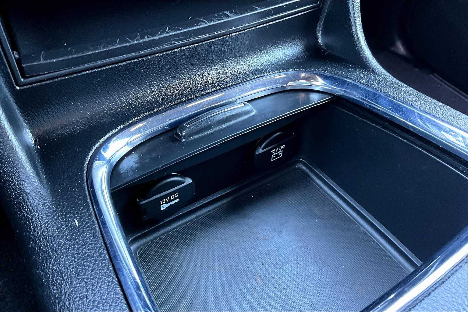 Thumbnail: 2019 Dodge Grand Caravan - 23