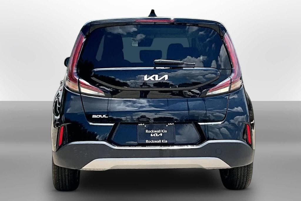 Certified 2023 Kia Soul LX Hatchback