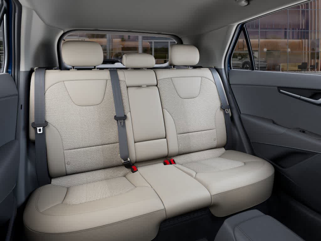 Thumbnail: 2025 Kia Niro - 16