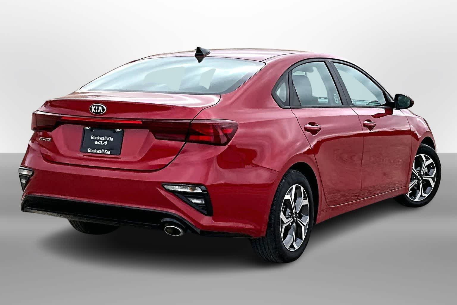 Thumbnail: 2021 Kia Forte - 2