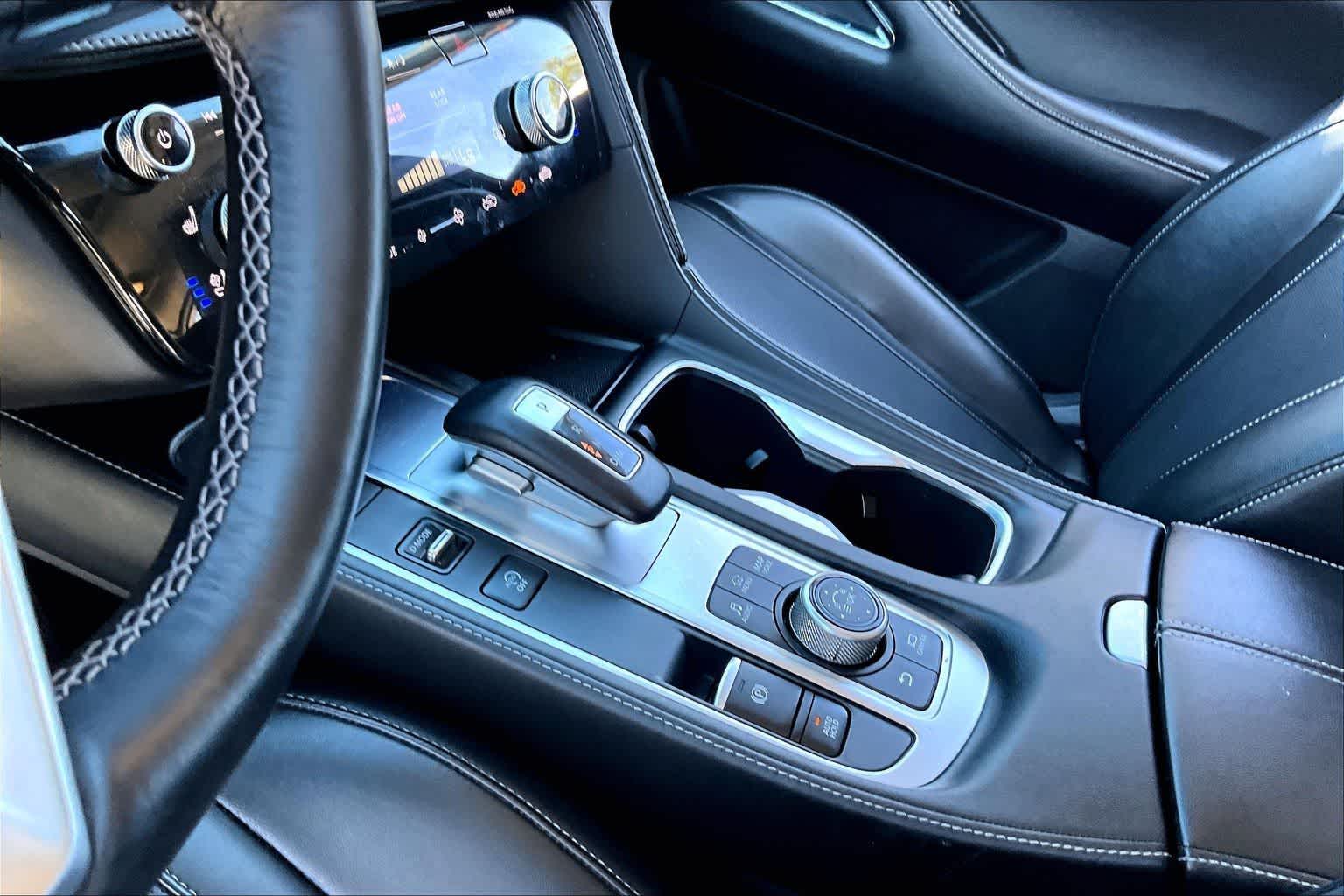 Thumbnail: 2022 INFINITI QX60 - 11