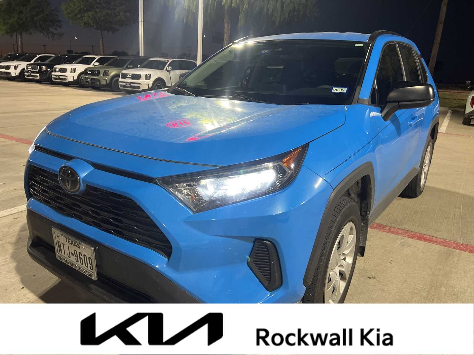 2020 Toyota RAV4 LE -
                Rockwall, TX