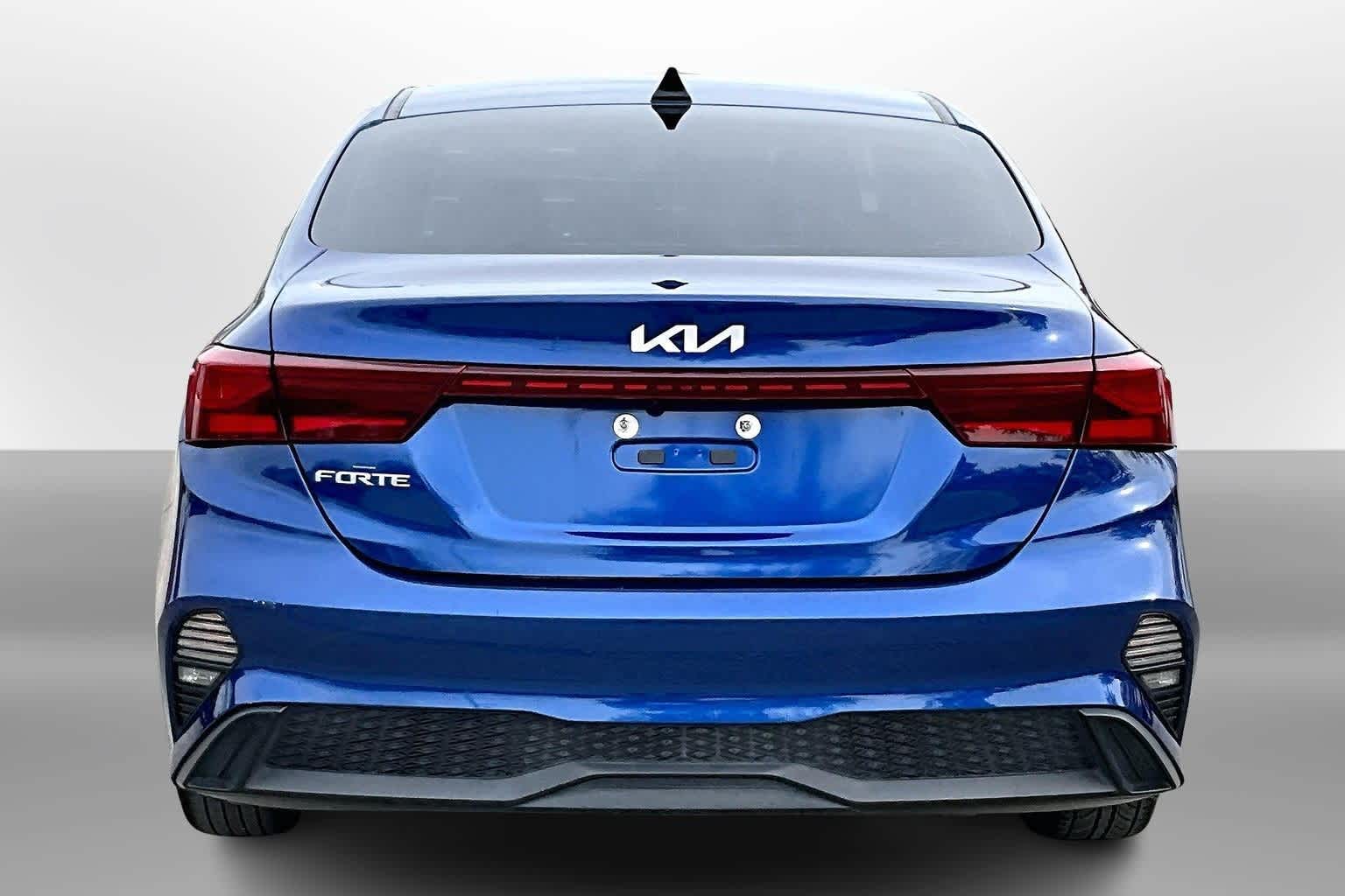 Thumbnail: 2022 Kia Forte - 4