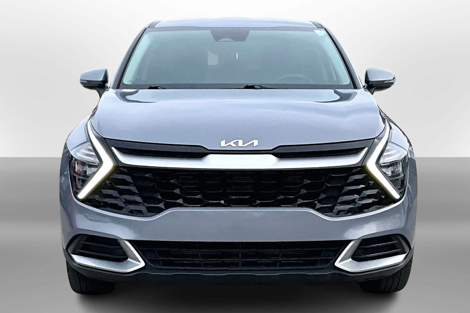 Thumbnail: 2023 Kia Sportage - 3