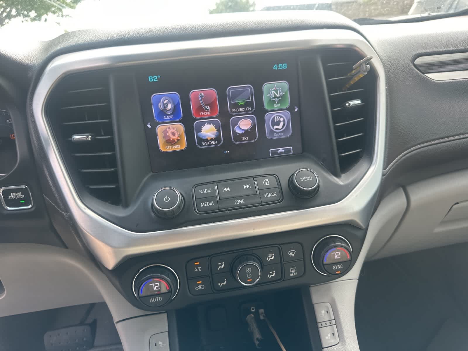 2018 GMC Acadia SLT 13