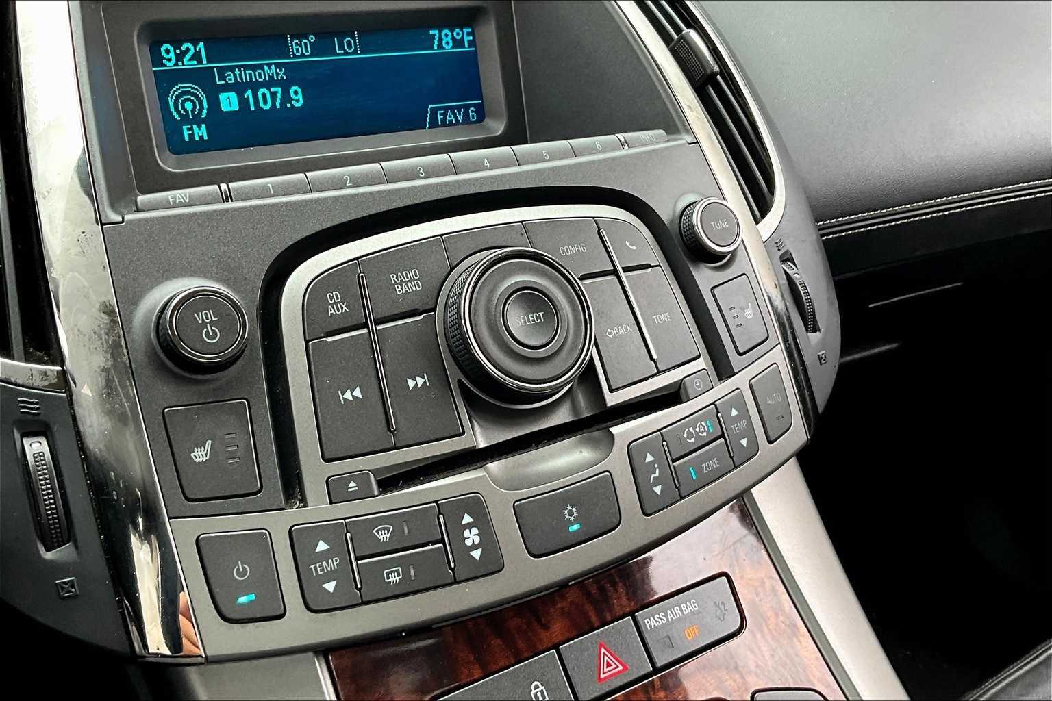 Thumbnail: 2012 Buick LaCrosse - 22