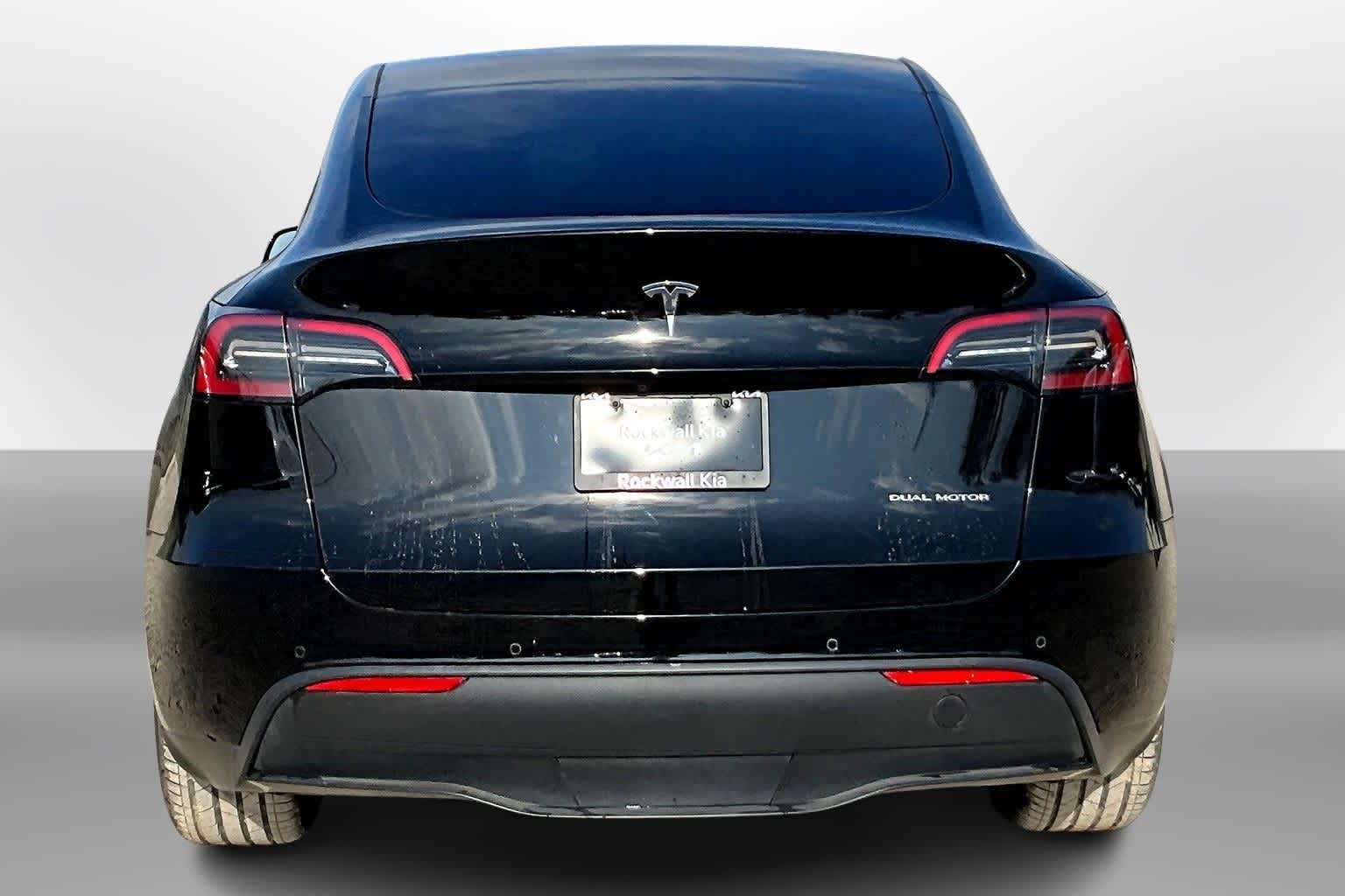 2022 Tesla Model Y Long Range photo 4