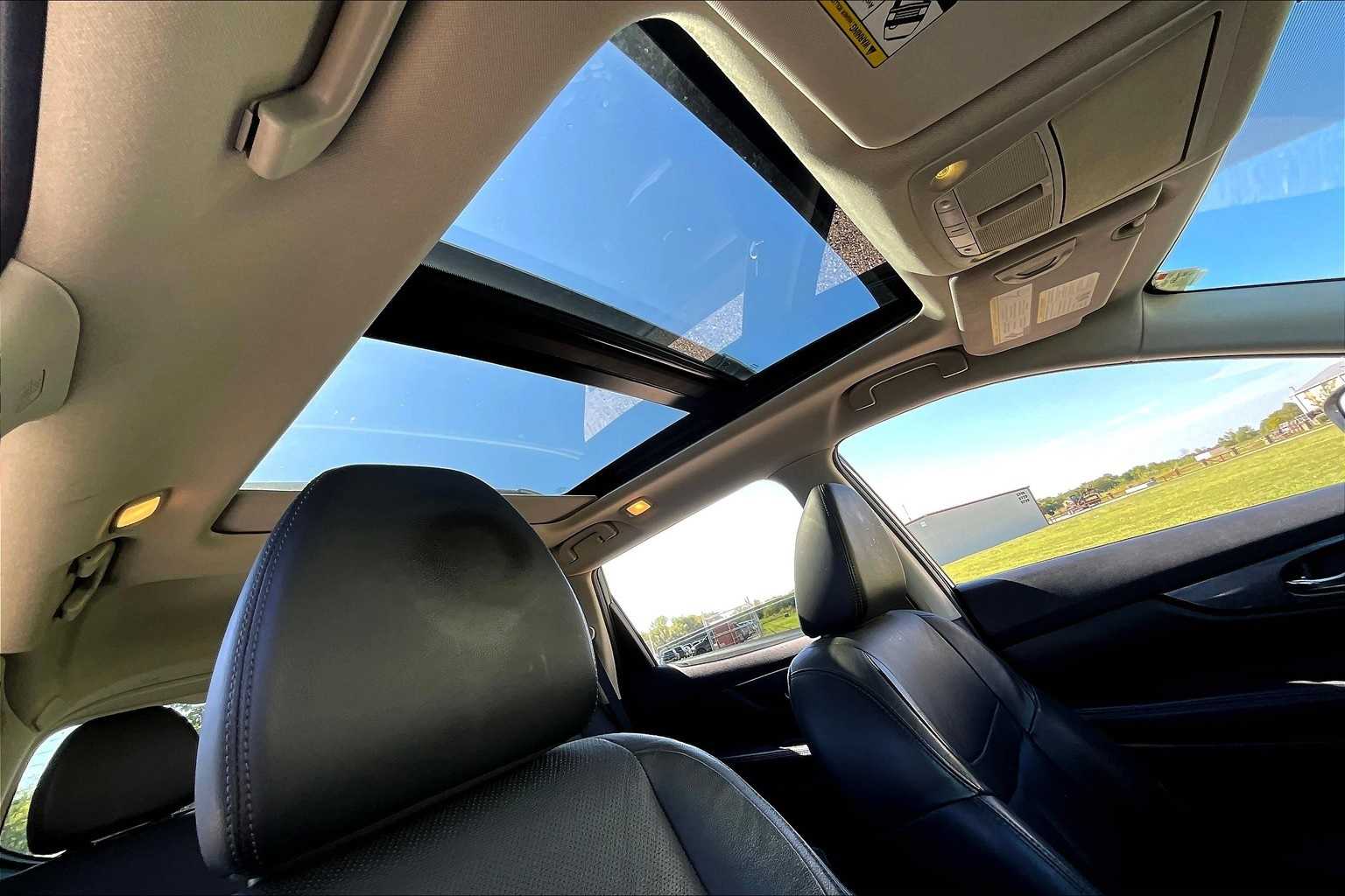 Thumbnail: 2014 Nissan Rogue - 16