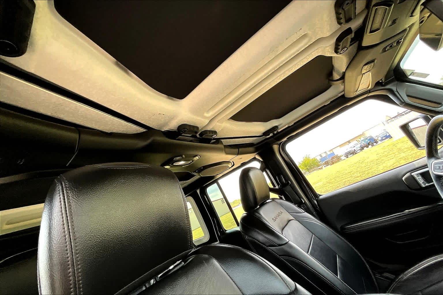 Thumbnail: 2018 Jeep Wrangler - 16