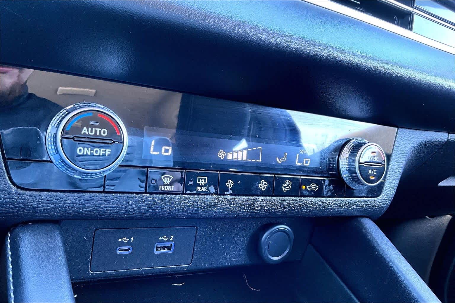 Thumbnail: 2022 Mitsubishi Outlander - 21