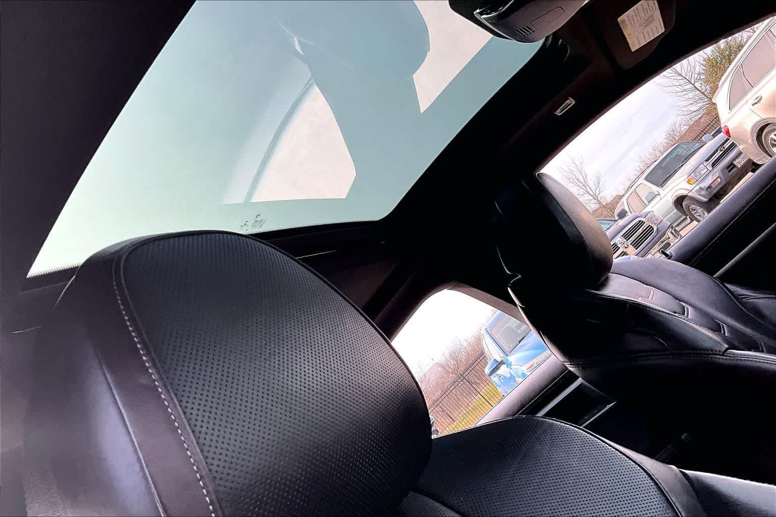 Thumbnail: 2022 BMW 8 Series - 16