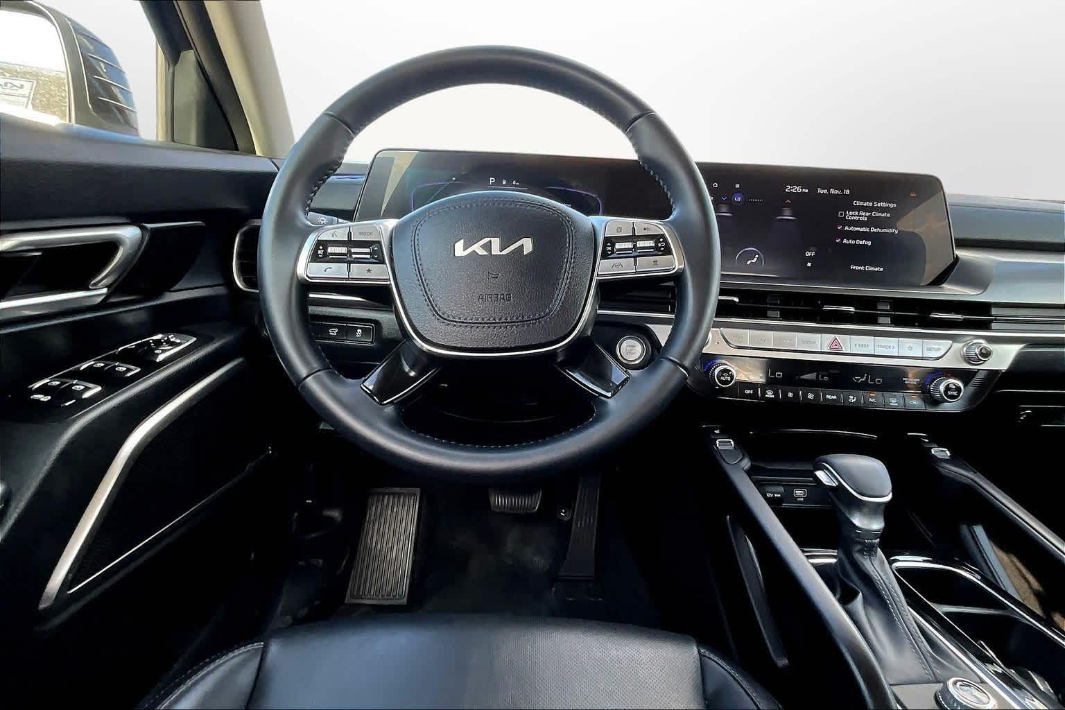 2025 Kia Telluride S photo 3