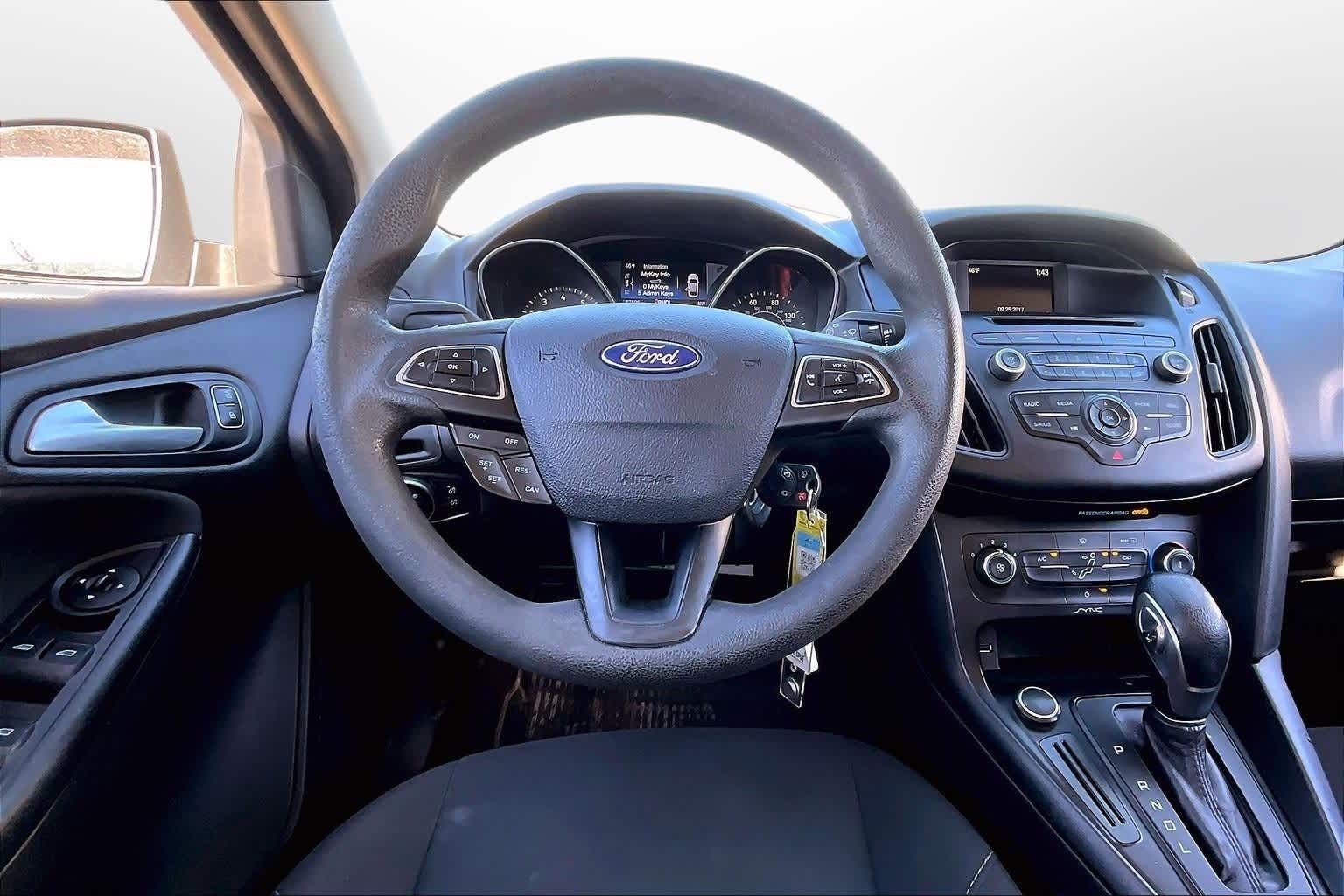 Thumbnail: 2017 Ford Focus - 5