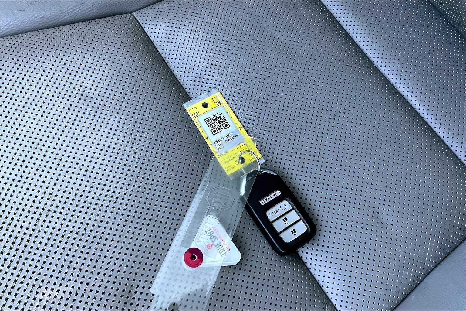 Thumbnail: 2017 Honda Ridgeline - 9