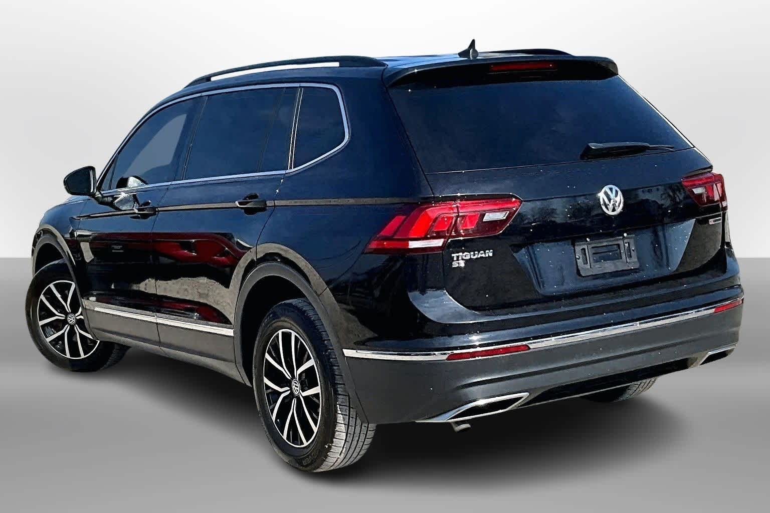 Thumbnail: 2021 Volkswagen Tiguan - 10