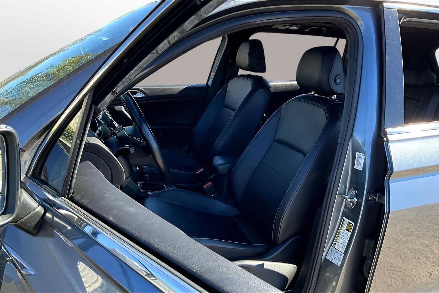 Thumbnail: 2019 Volkswagen Tiguan - 25