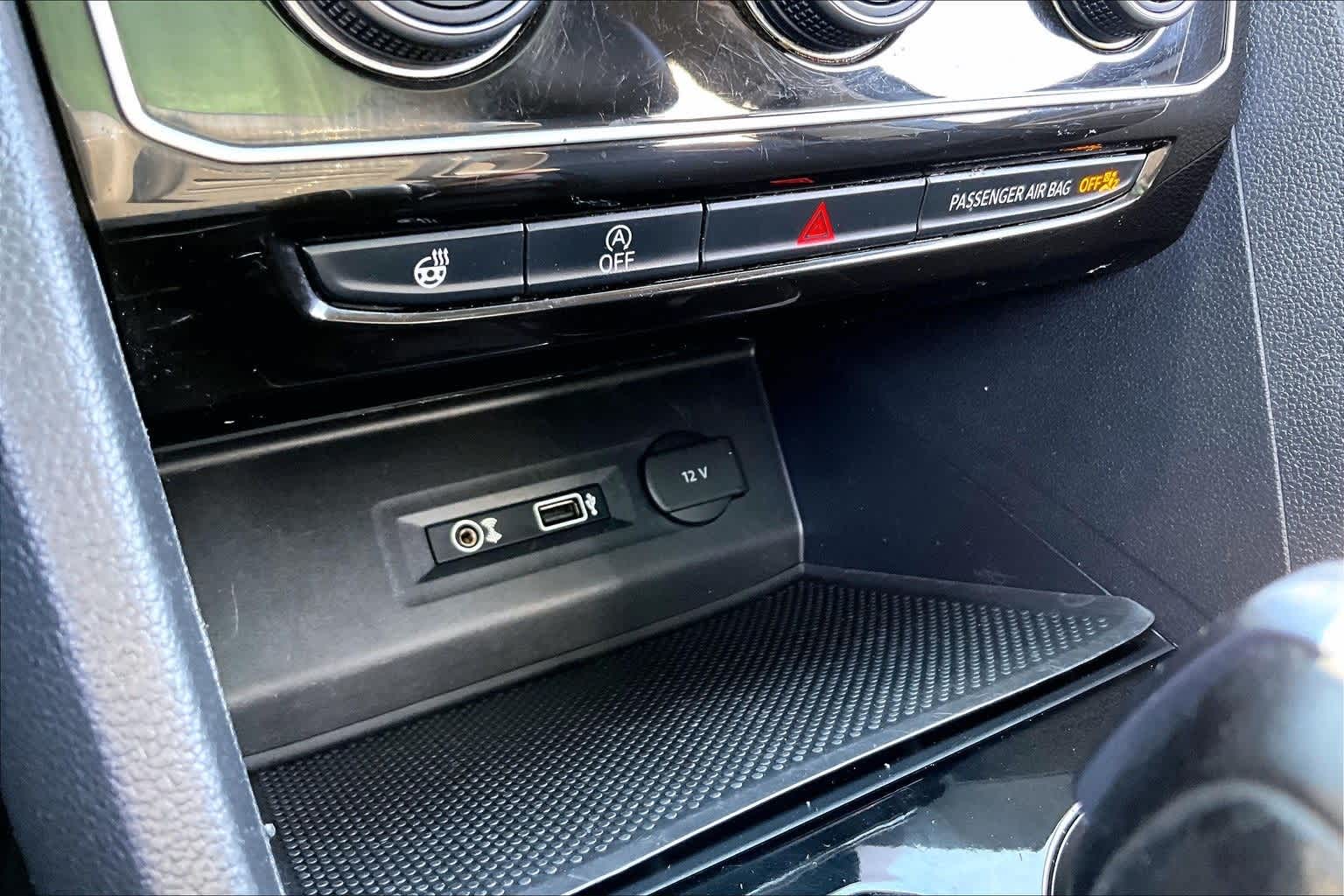 Thumbnail: 2019 Volkswagen Atlas - 23