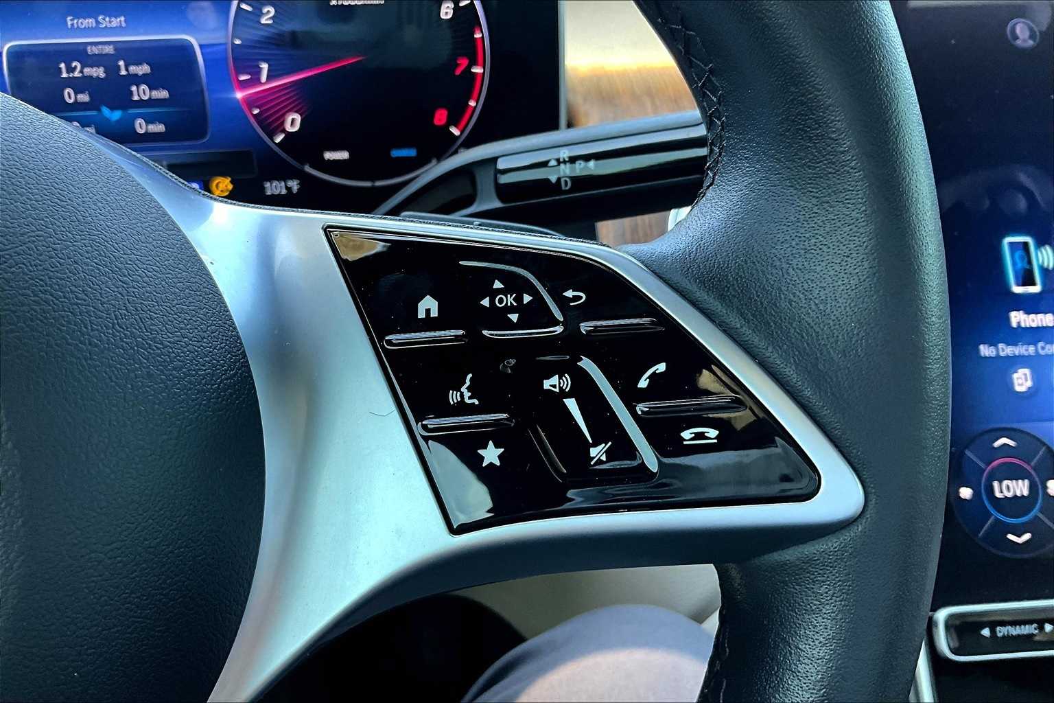 Thumbnail: 2024 Mercedes-Benz GLC - 20