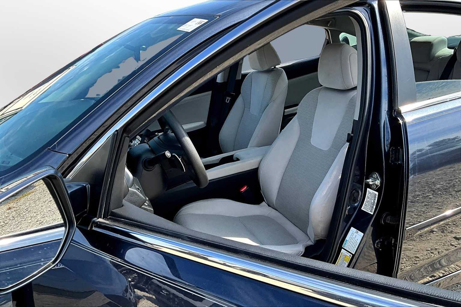 Thumbnail: 2019 Honda Insight - 25