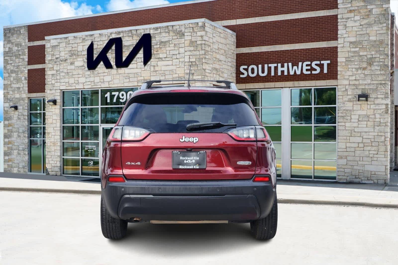 Thumbnail: 2020 Jeep Cherokee - 4