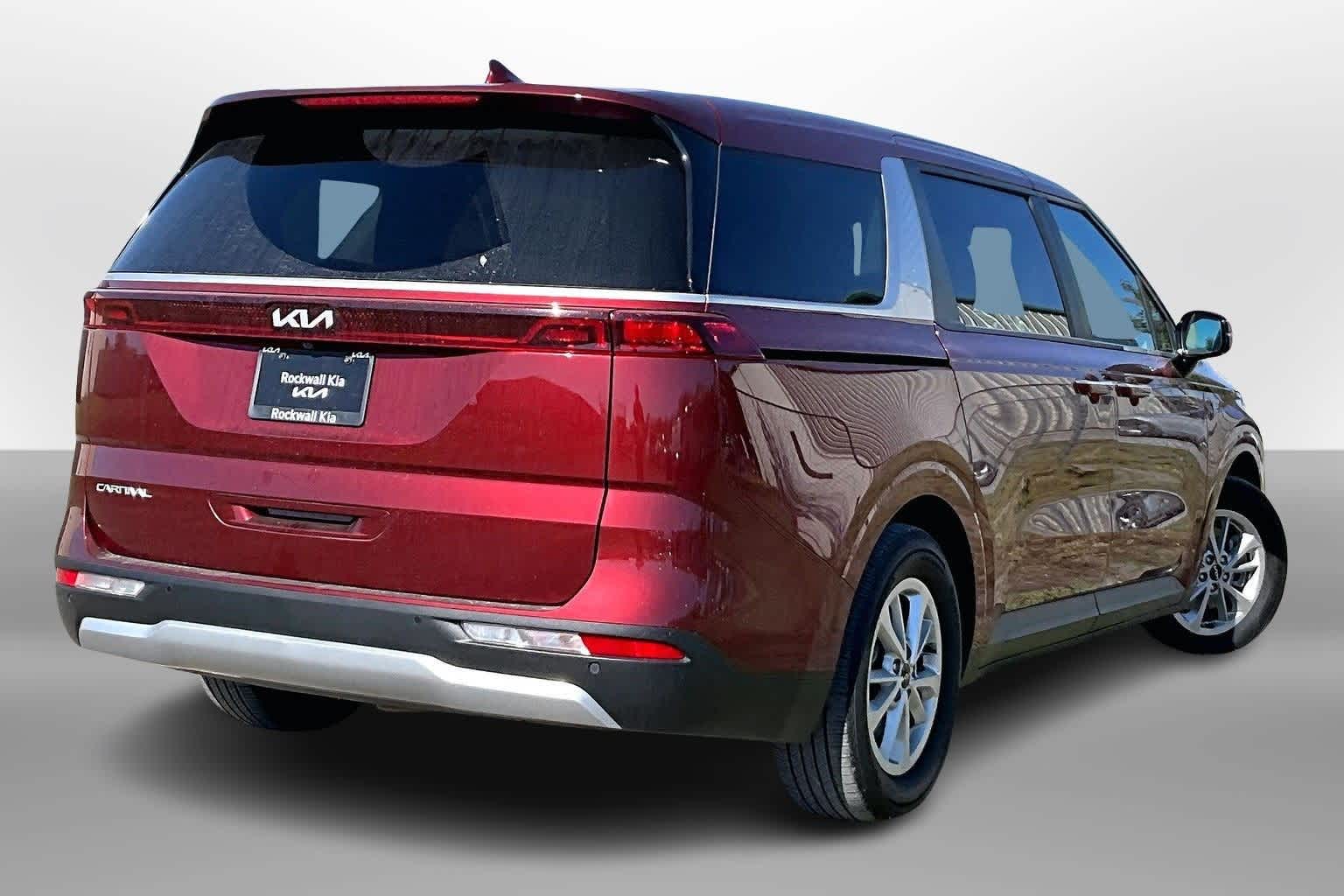 Thumbnail: 2024 Kia Carnival - 2
