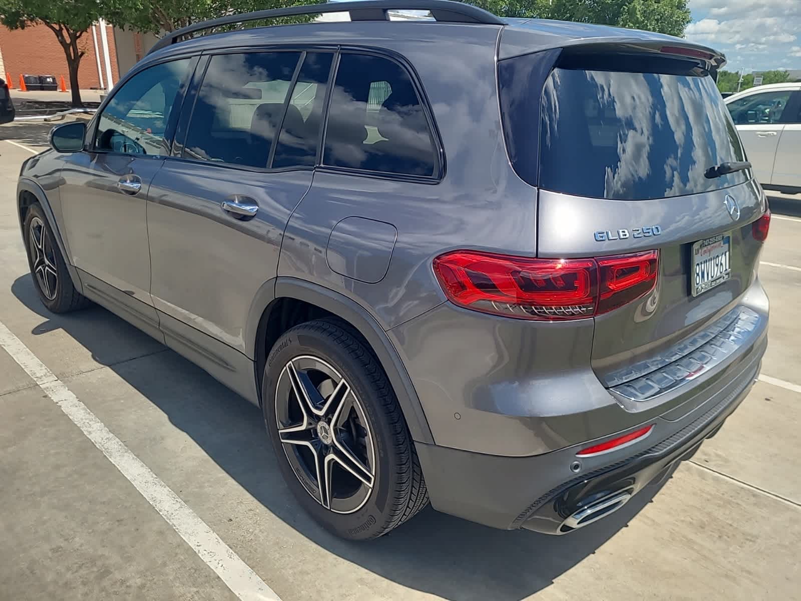 2021 Mercedes-Benz GLB 250 7