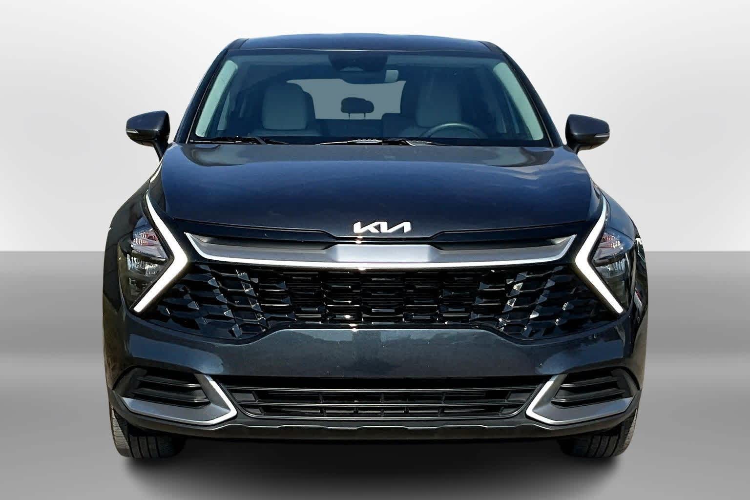 Thumbnail: 2023 Kia Sportage - 3