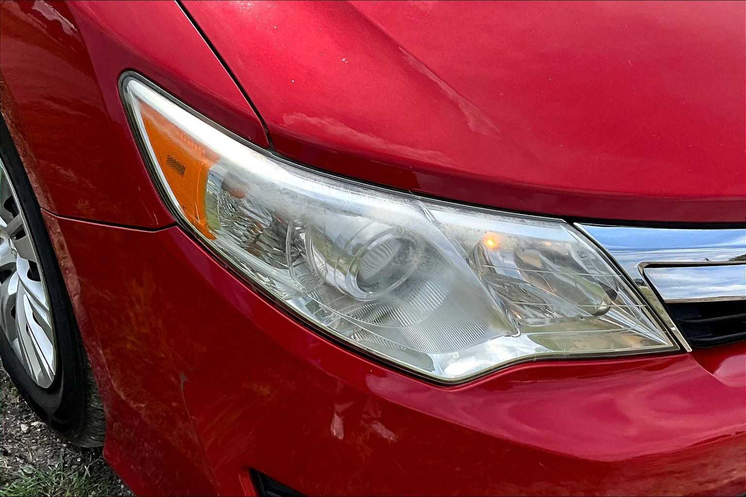 Thumbnail: 2012 Toyota Camry - 28