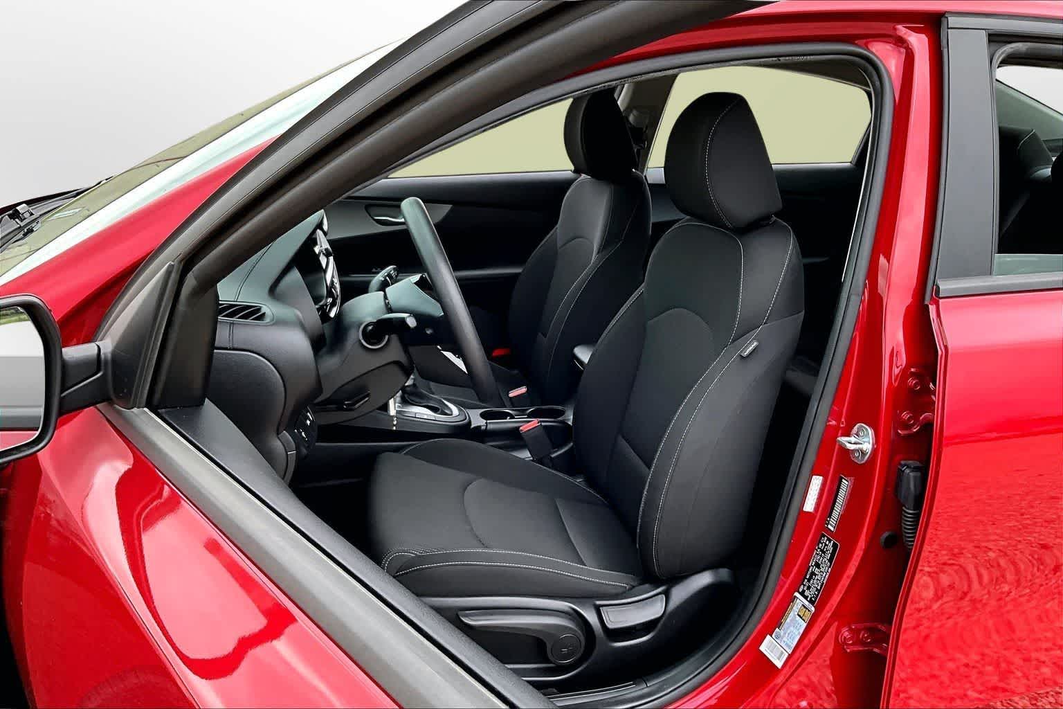 Thumbnail: 2021 Kia Forte - 23