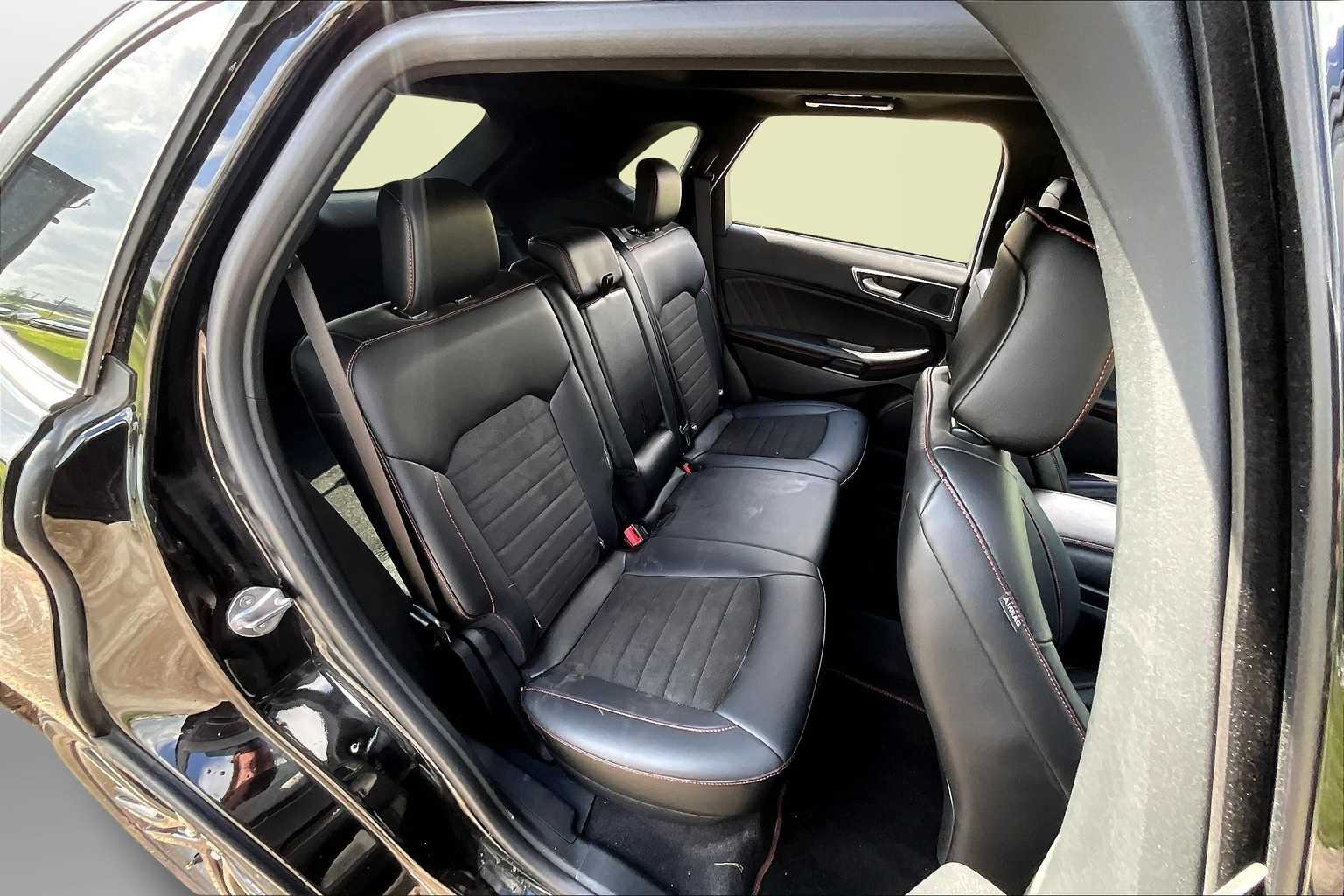 Thumbnail: 2024 Ford Edge - 27