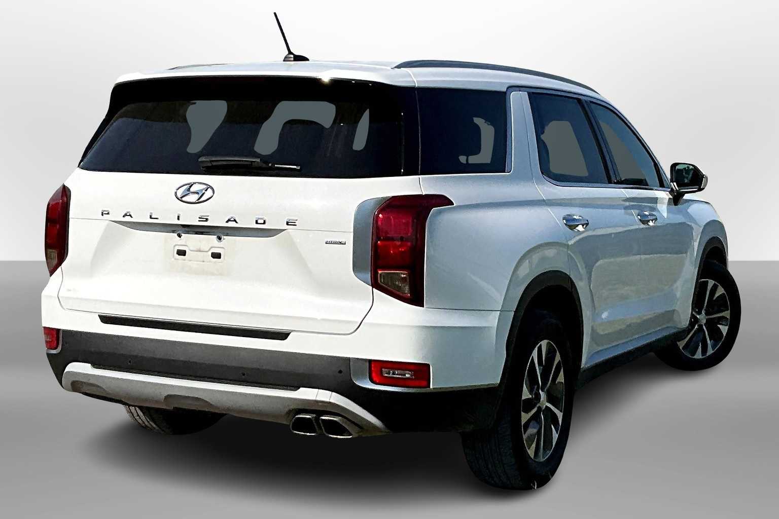 2022 Hyundai Palisade SEL photo 2
