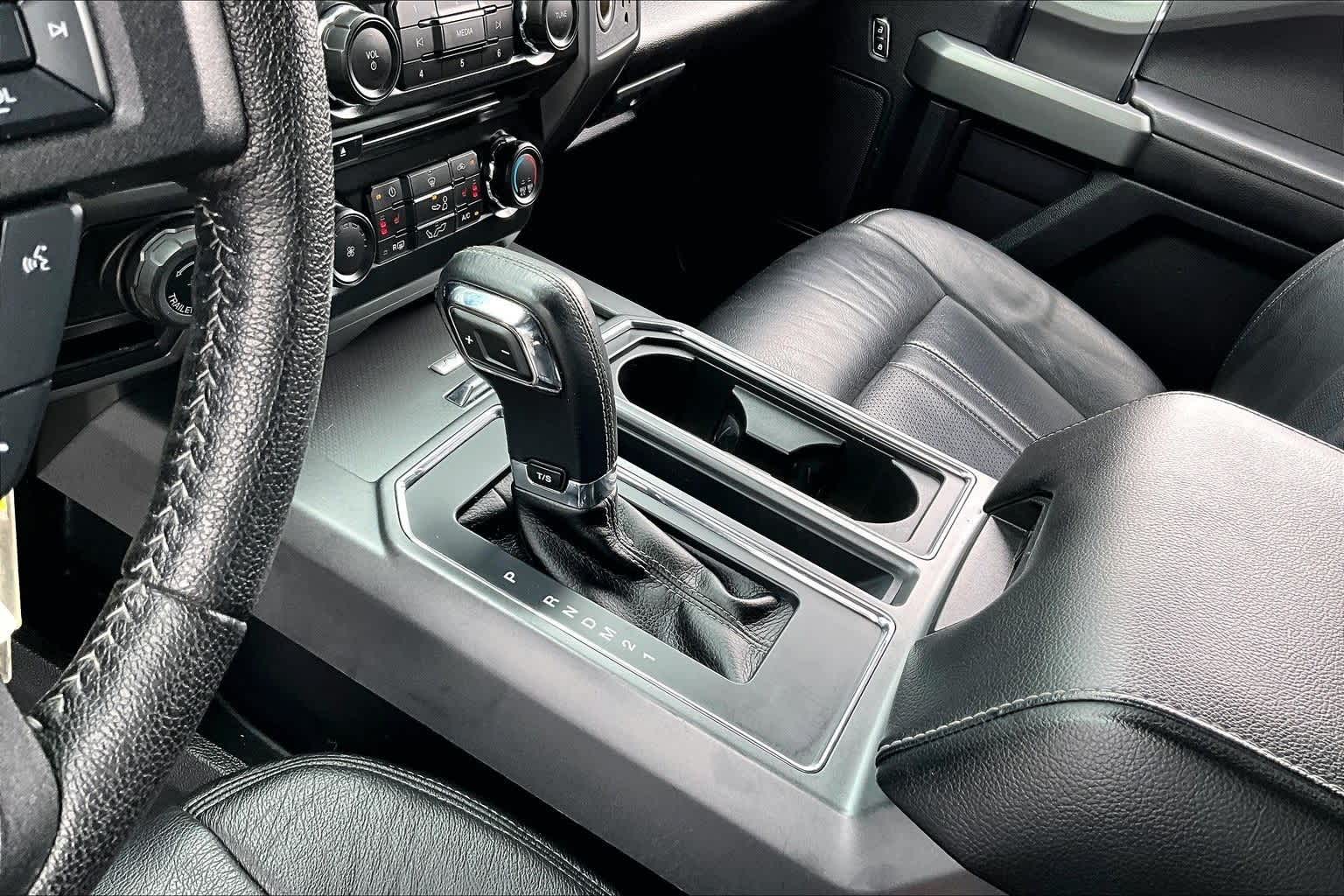 Thumbnail: 2016 Ford F-150 - 13