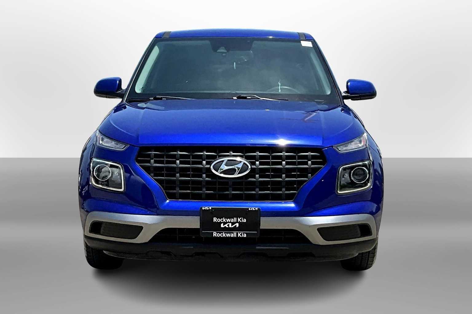 Thumbnail: 2020 Hyundai Venue - 3