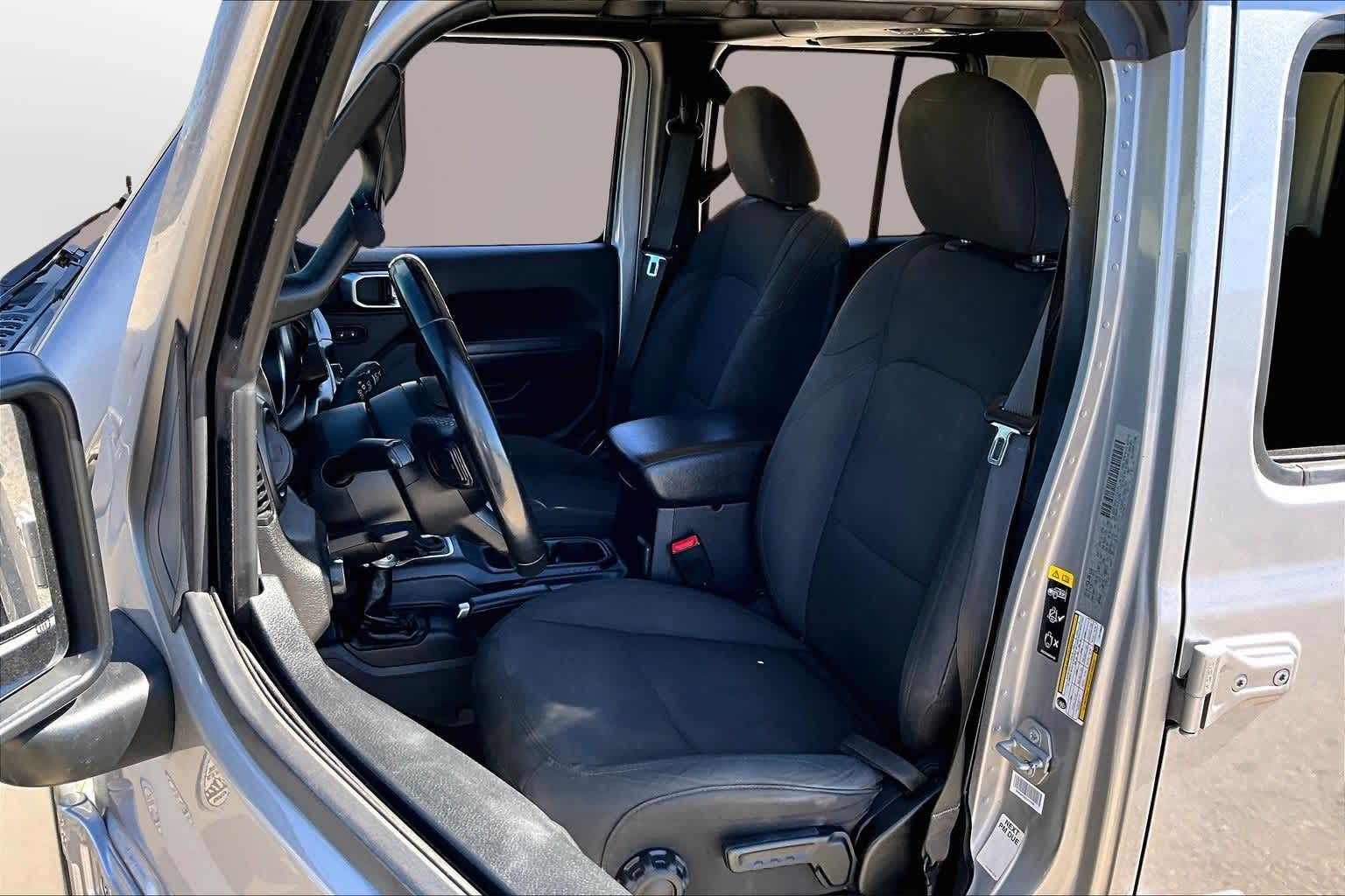 Thumbnail: 2020 Jeep Wrangler - 24