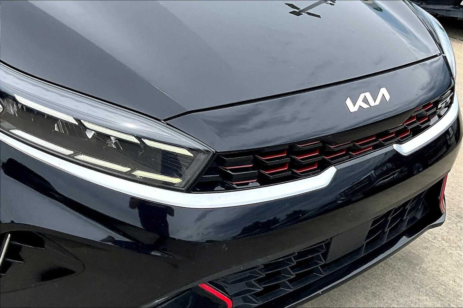 2022 Kia Forte GT 28