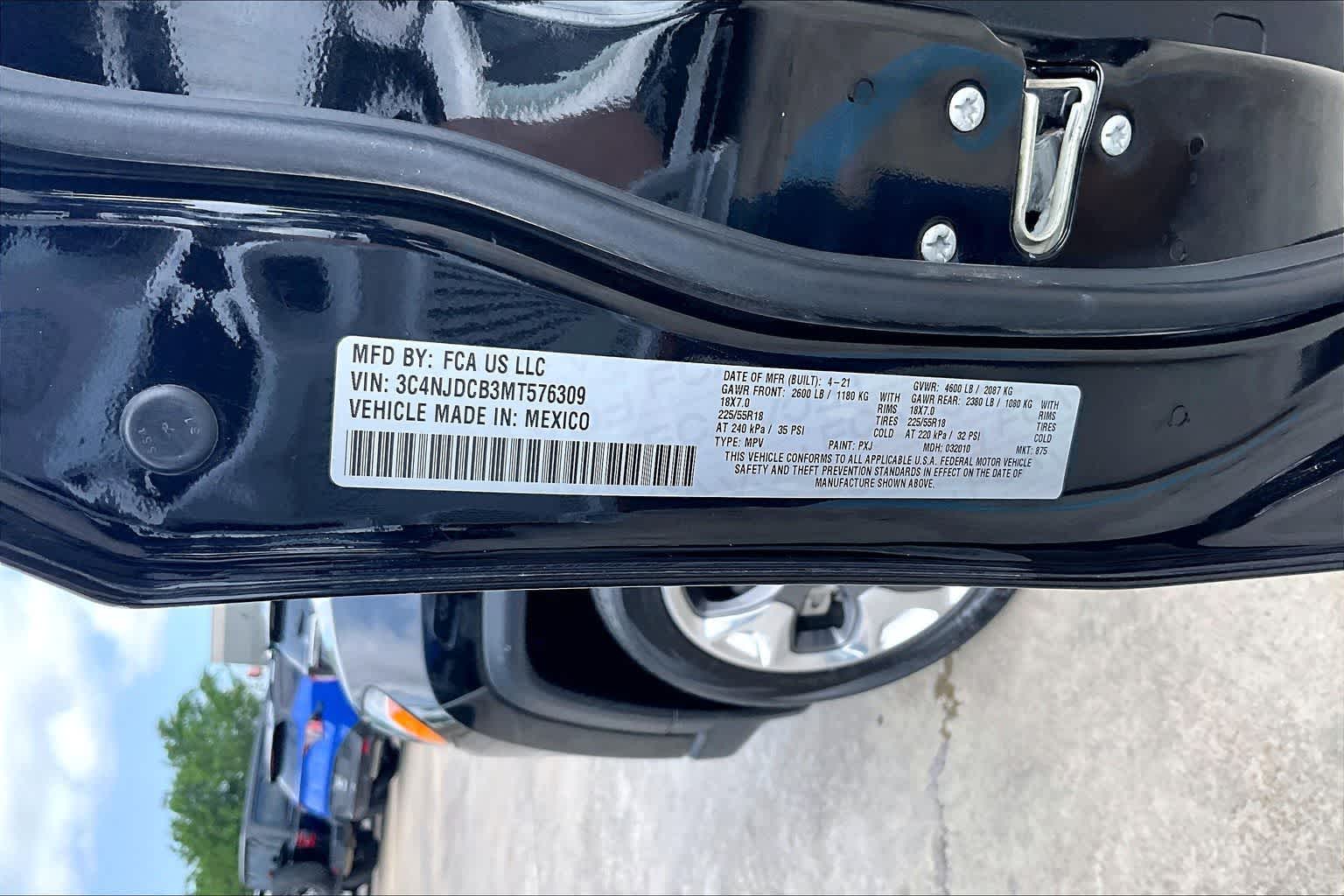 Thumbnail: 2021 Jeep Compass - 26