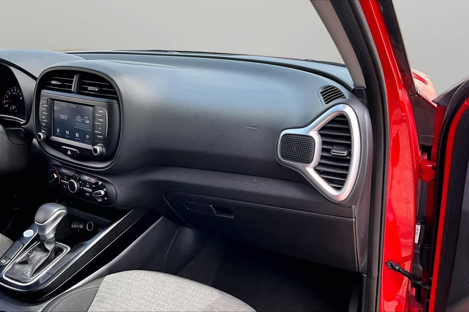 Thumbnail: 2020 Kia Soul - 14