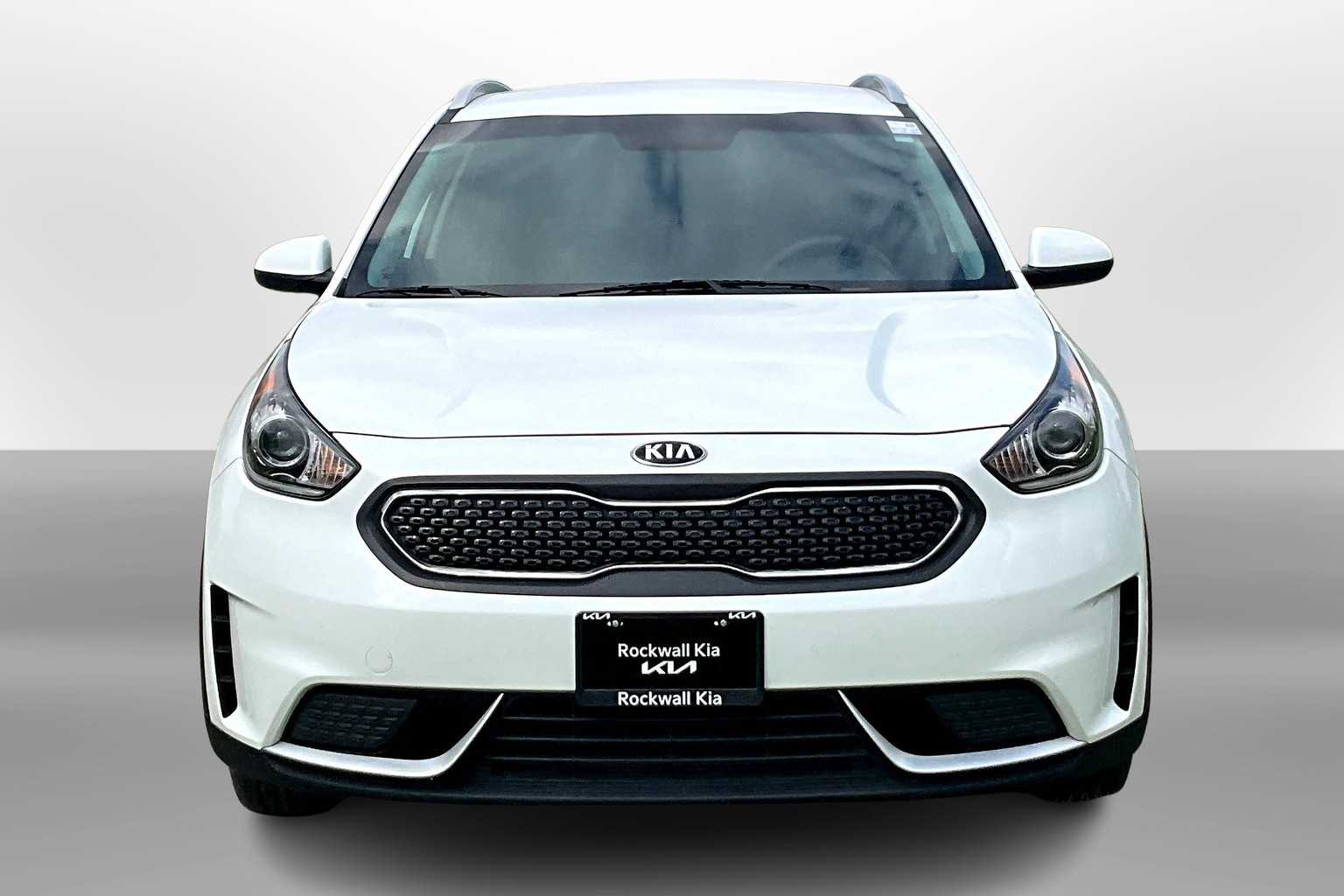 Thumbnail: 2019 Kia Niro - 3