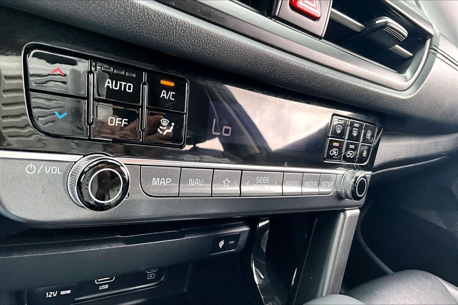 Thumbnail: 2024 Kia Seltos - 21