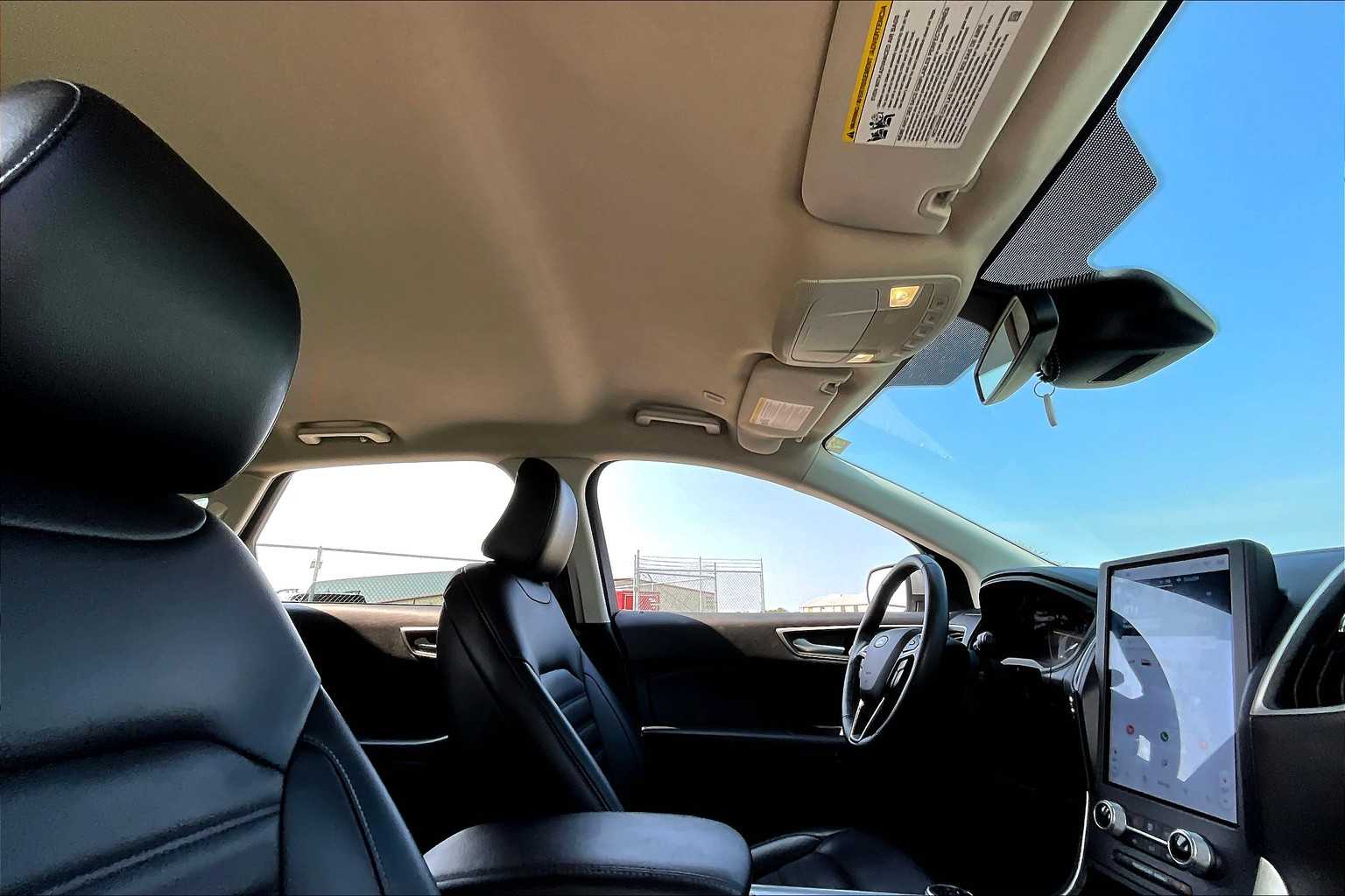 Thumbnail: 2022 Ford Edge - 16
