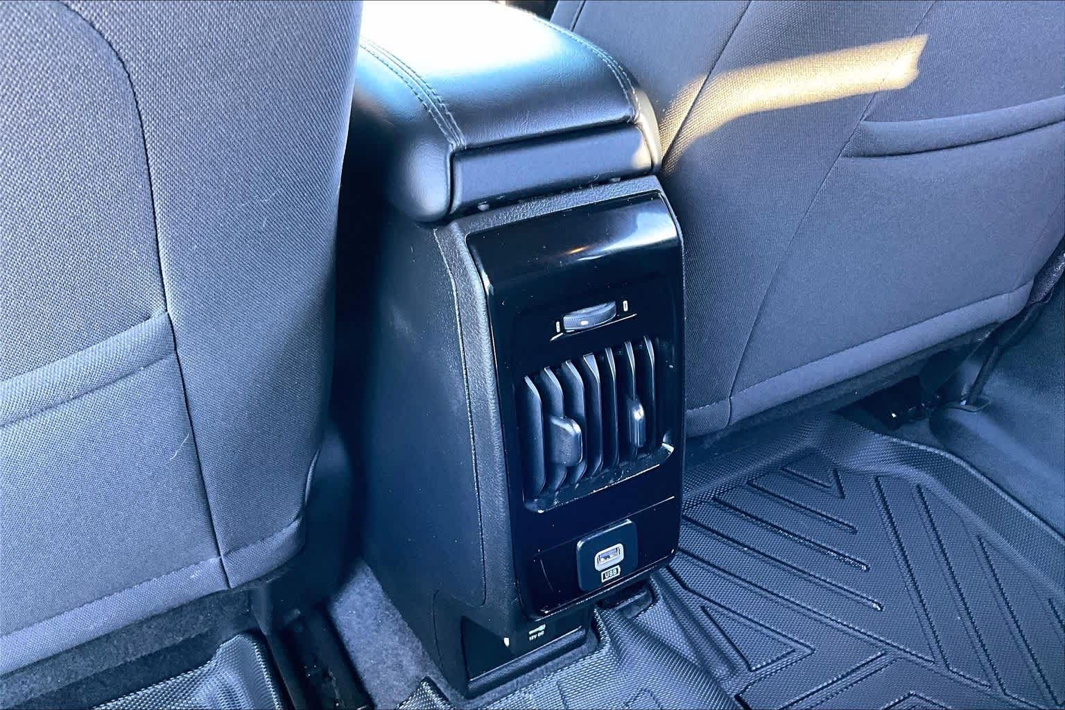 Thumbnail: 2024 Jeep Compass - 24