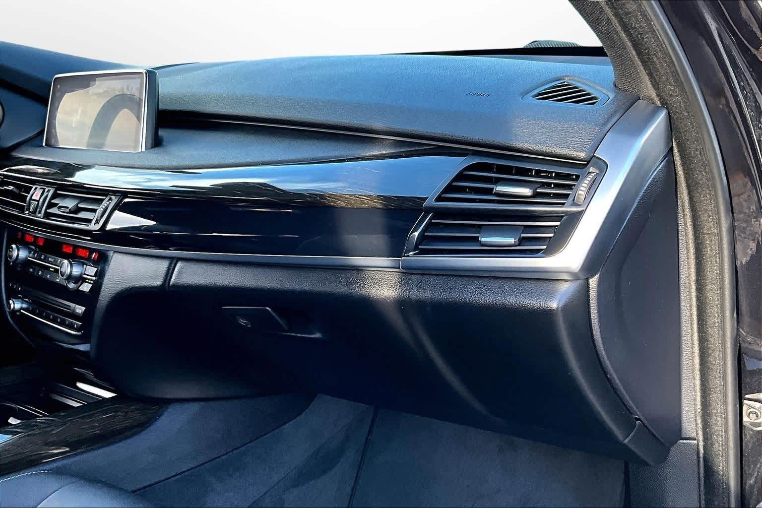 Thumbnail: 2018 BMW X5 - 15