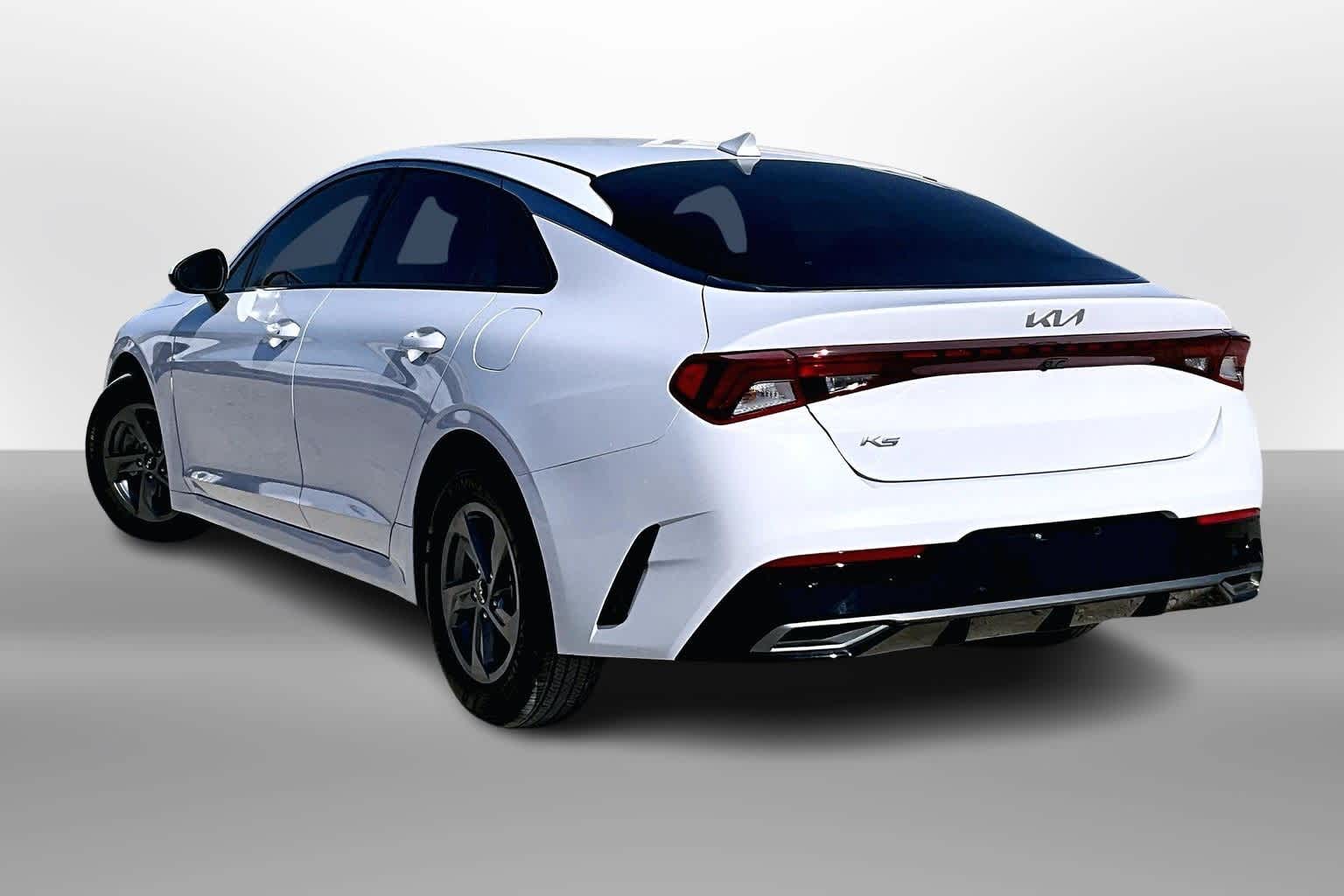 Thumbnail: 2022 Kia K5 - 11