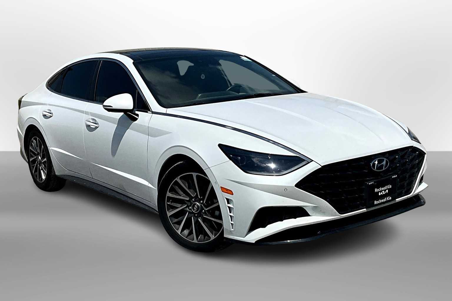 Thumbnail: 2020 Hyundai Sonata - 10