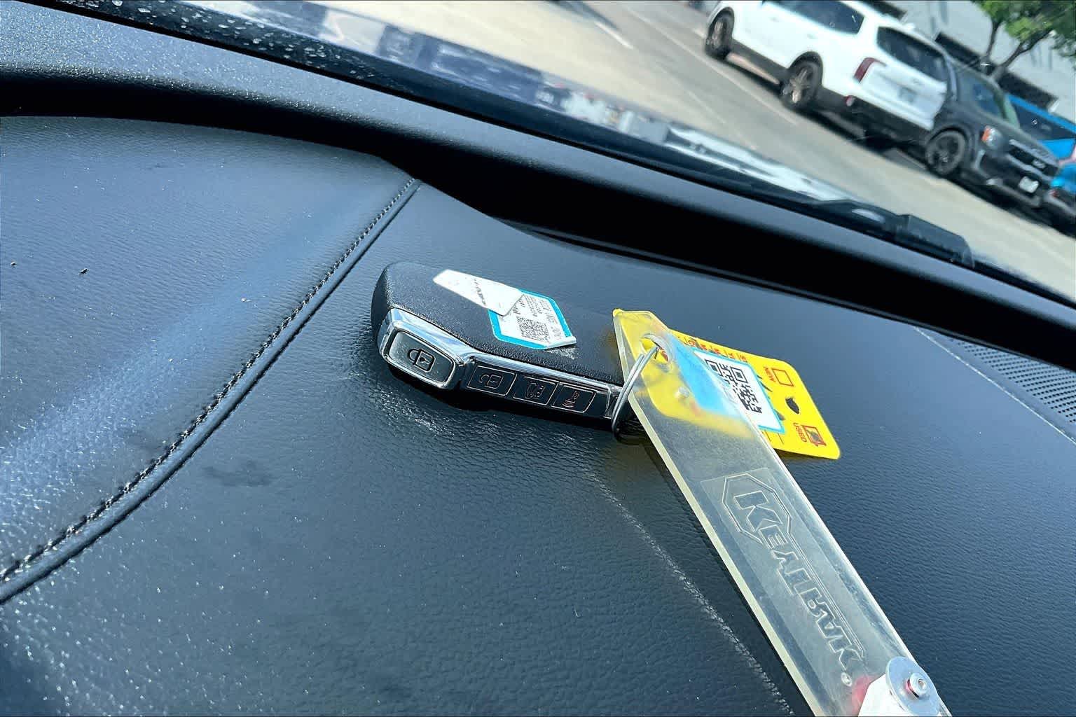 Thumbnail: 2024 Kia Sportage - 8