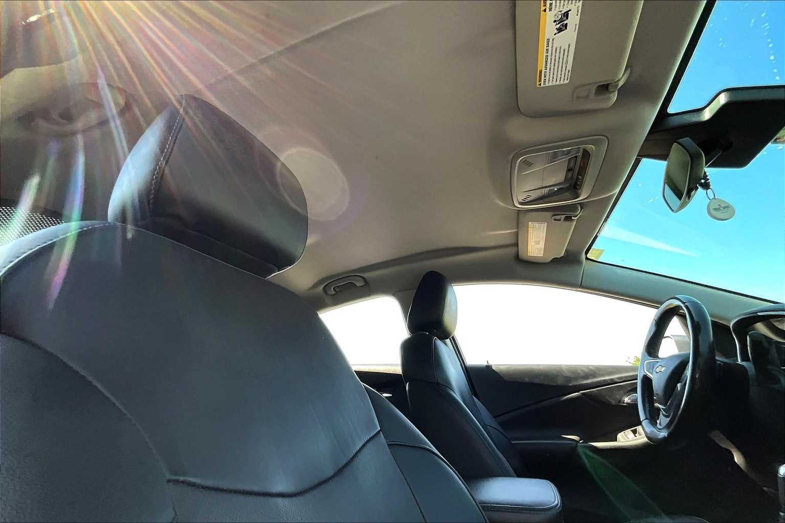 Thumbnail: 2018 Chevrolet Volt - 16