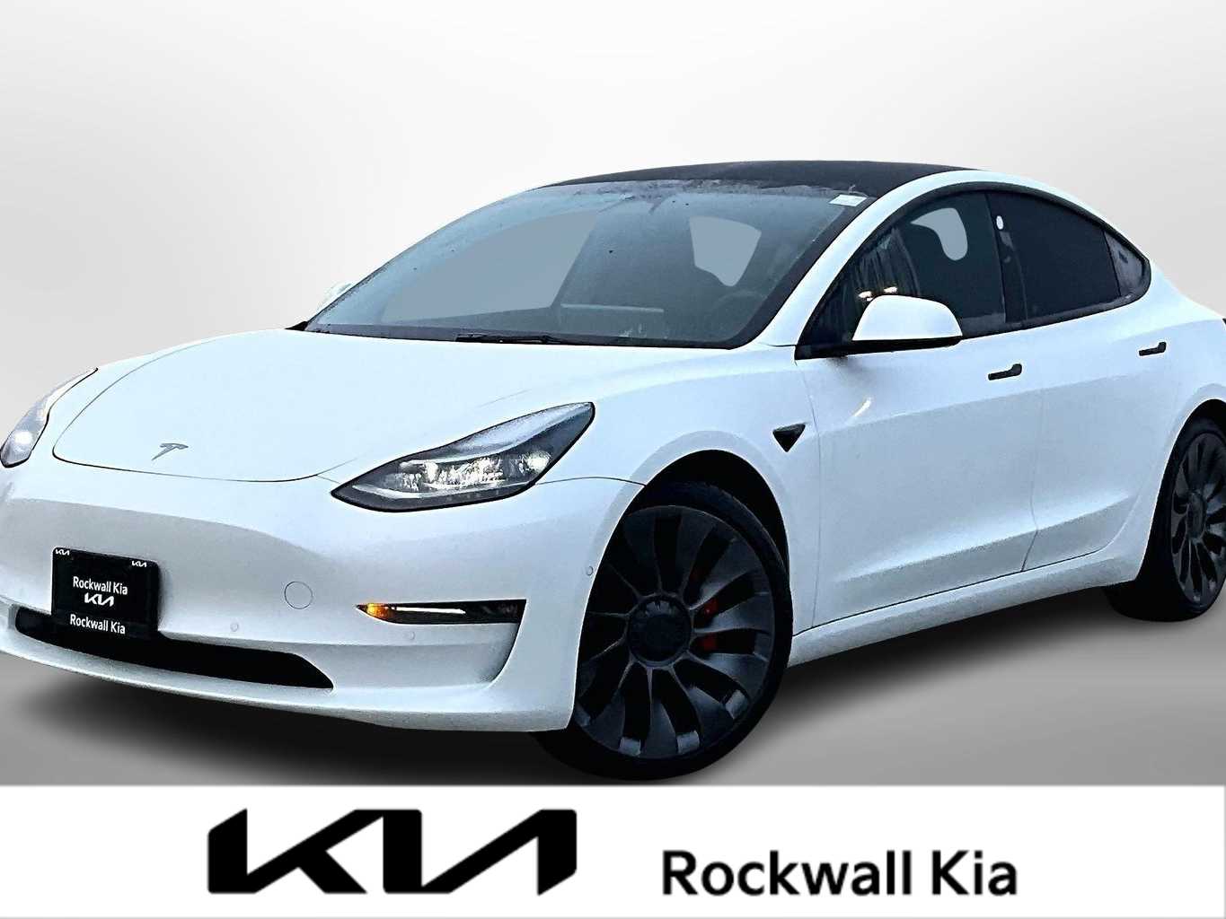 2022 Tesla Model 3 Performance's photo